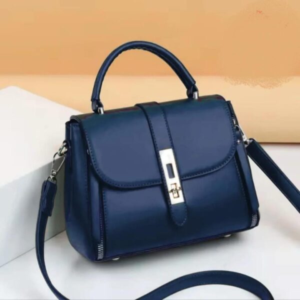 Girl's Stylish Black Crossbody Bag - Image 9